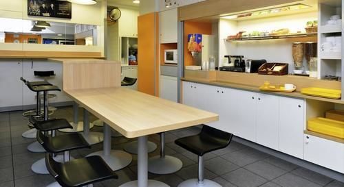 Hotel Hotelf1 Ouest Micropolis 2*